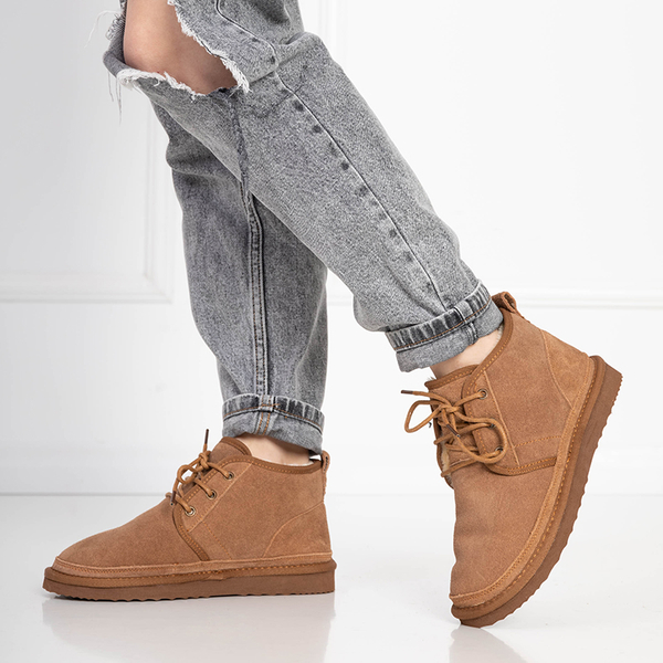 Světle hnědé dámské zavazované sněhule s kožíškem Miusho - Obuv