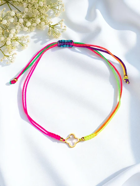 Dámský náramek se zlatým ornamentem Golden Tide