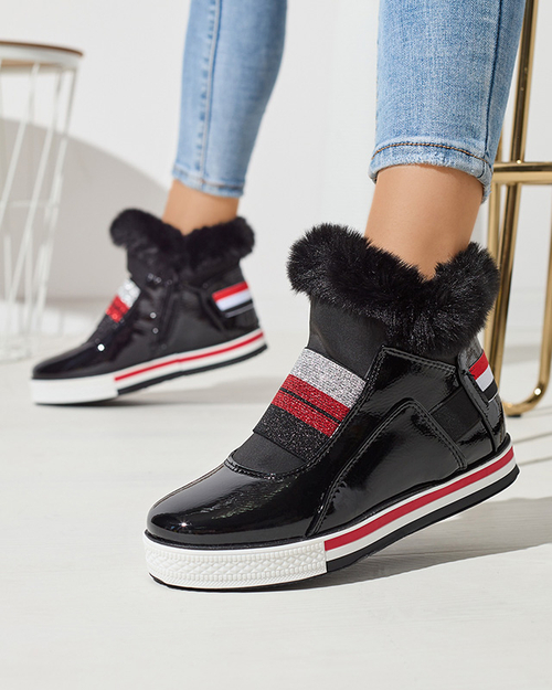 Жіночі спортивні черевики з блискітками та хутром чорного кольору Solp - Взуття