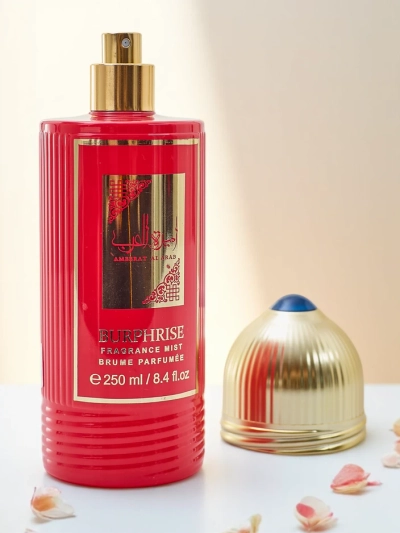Inspirován Asdaaf Ameerat Al Arab Universal Body Mist 250 ml