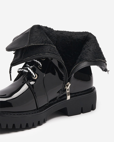 Чорні лаковані жіночі чоботи Fire