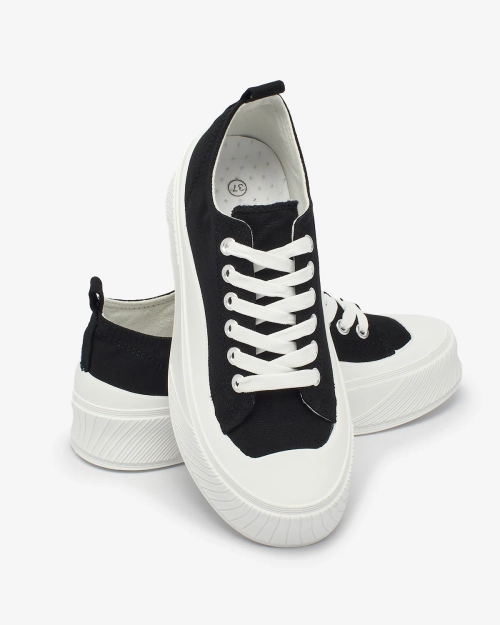 Royalfashion Чорні спортивні кросівки на платформі Luceri