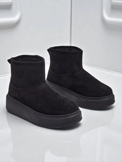 Короткі жіночі черевики а-ля снігоходи з пристібною халявою Elizze