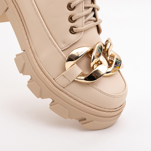 Бежеві закриті туфлі на тракторній підошві Eqoia