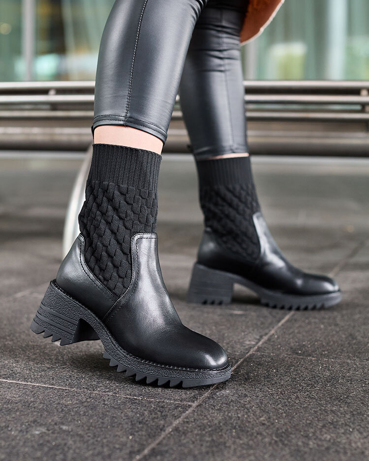 Royalfashion Černé dámské kozačky Acigog na plochém podpatku