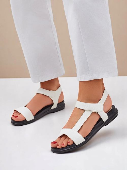 Royalfashion Жіночі босоніжки на плоскій підошві Lillia