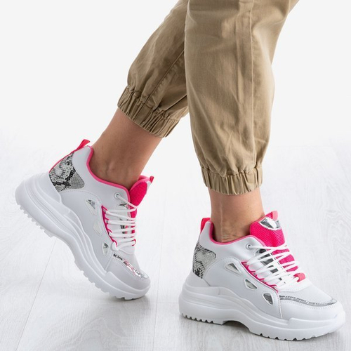 Білі жіночі кросівки на грубій підошві Gisela