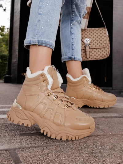 Жіночі кросівки Royalfashion з хутряним підкладом Megigna