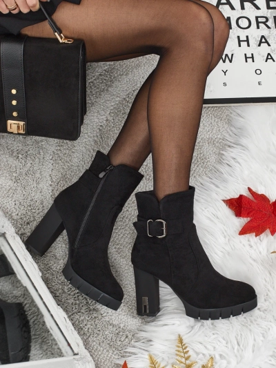 Dámské kotníkové boty eko semišové na sloupku Liravie