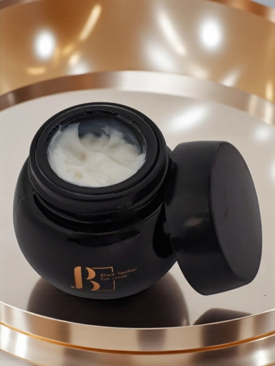 Luxelux Black Bandage Protivráskový oční krém