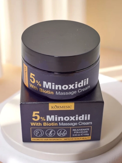 Kormesic Masážní krém na pokožku hlavy s biotinem – stimuluje růst vlasů