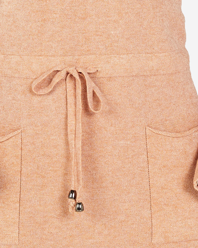 Světle hnědá dámská svetrová tunika s kapucí - Oblečení