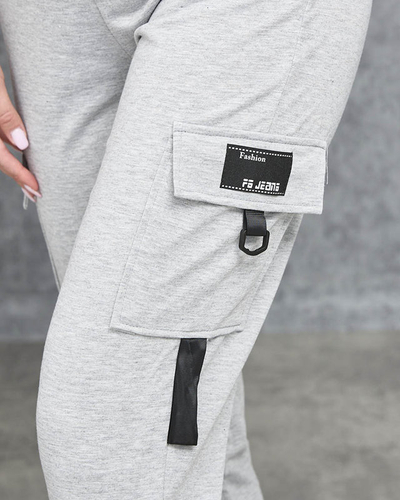 Světle šedé cargo tepláky - Oblečení
