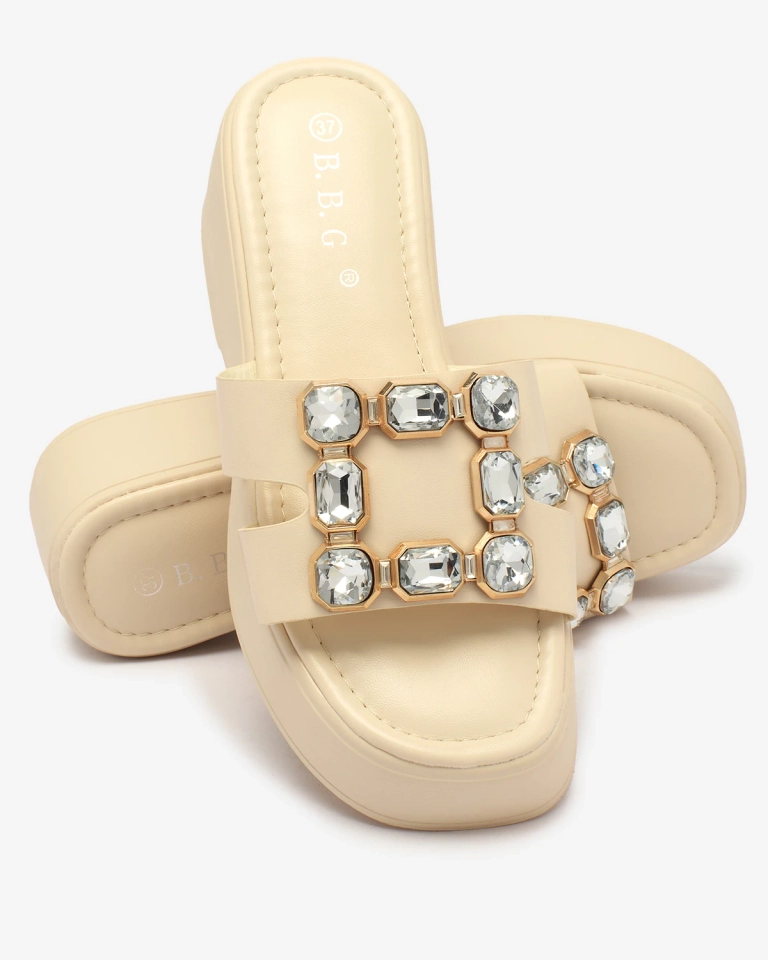 Royalfashion Béžové dámské zdobené žabky na pevné podrážce Norixi