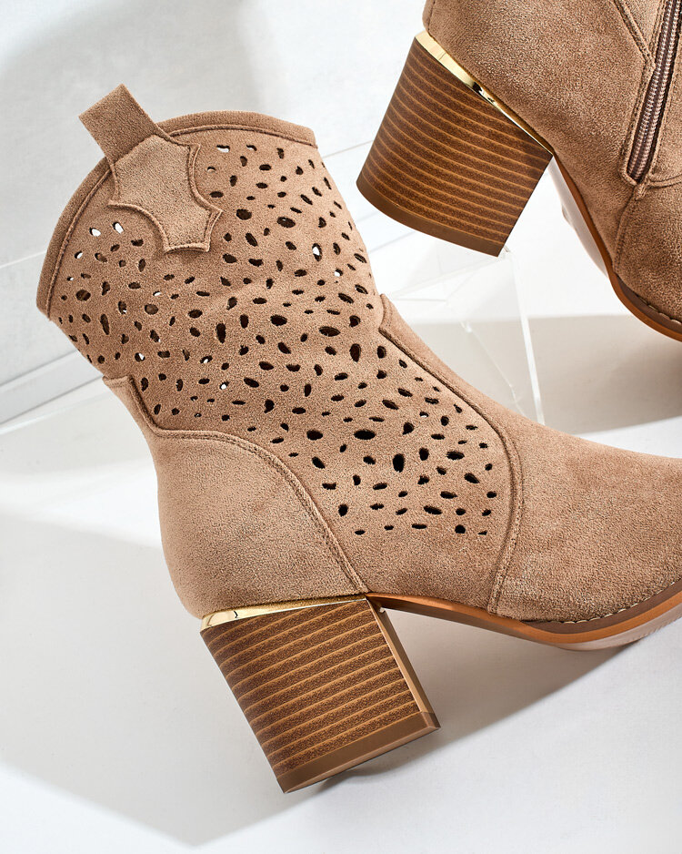 Royalfashion Dámské nízké prolamované kozačky Mozie