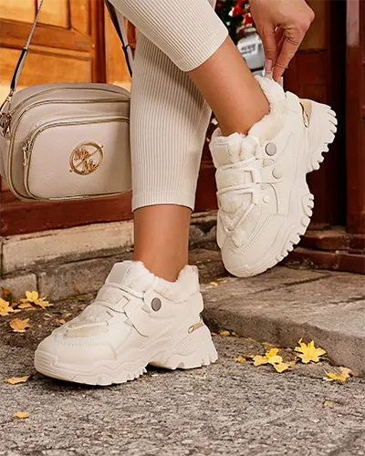 Жіночі модні кросівки з утепленням Royalfashion Poriomo