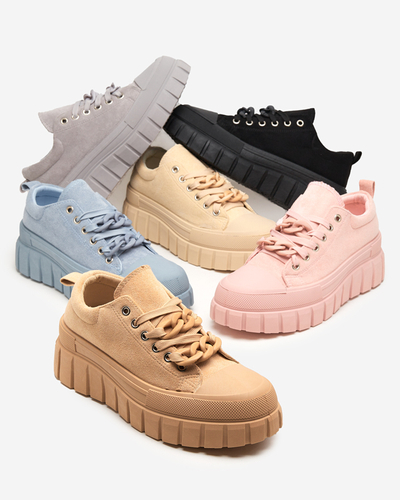 Чорні жіночі кросівки Mishta