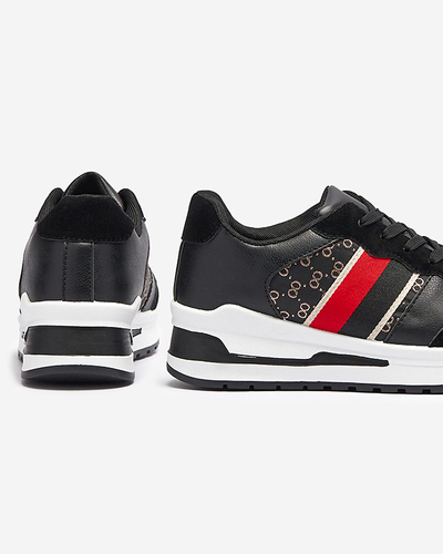 Жіночі чорні спортивні кросівки на шнурівці Amnerri- Footwear