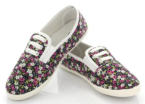 Różowe tenisówki typu slip on - Obuwie