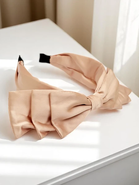 Royalfashion Saténová čelenka s mašlí Celine