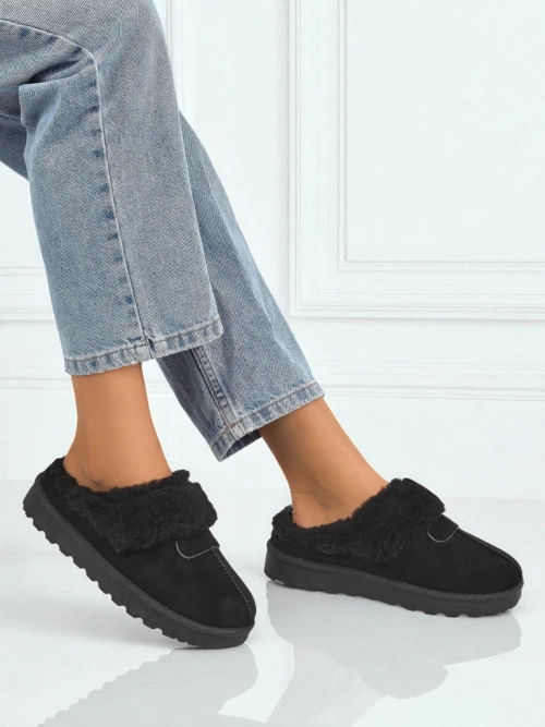 Короткі жіночі черевики a'la снігоходи з хутром Velour Fang