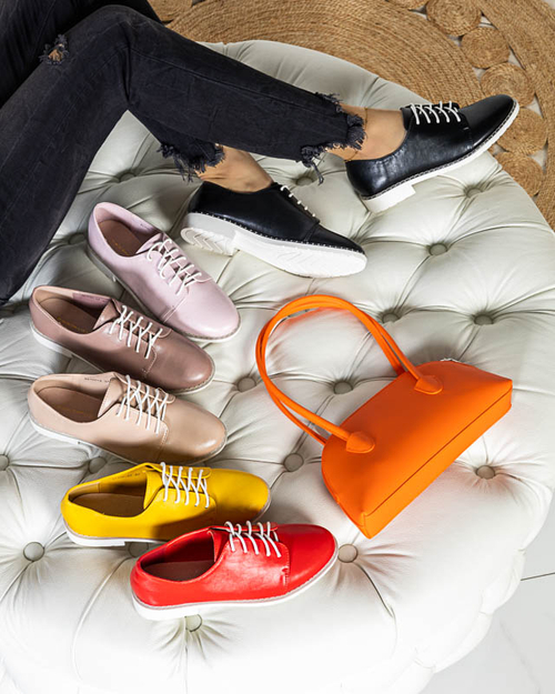 Чорні жіночі туфлі Uwem