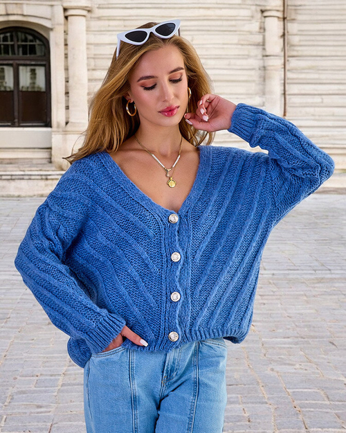 Royalfashion Жіночий трикотажний светр на ґудзиках