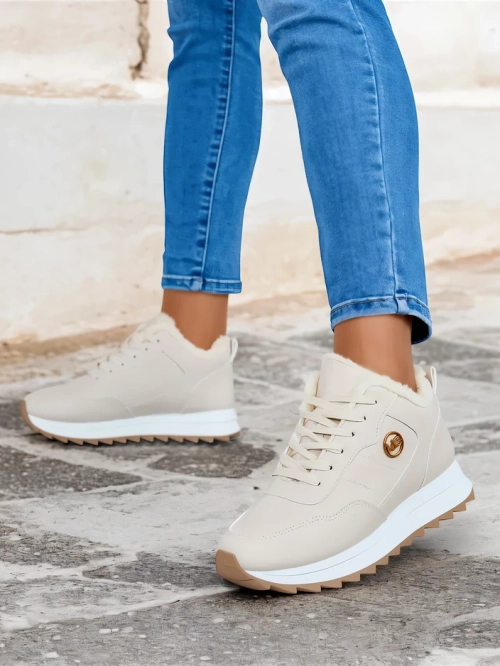 Royalfashion Утеплені жіночі кросівки з хутром Casot