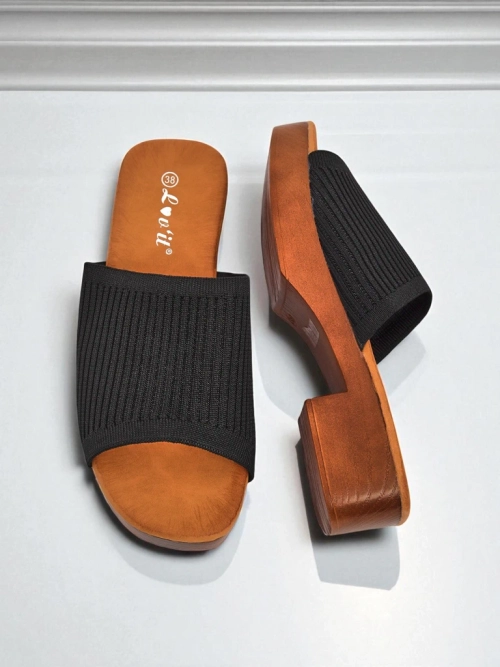 Royalfashion Жіночі шльопанці на низькому підборі Ribbed Grace