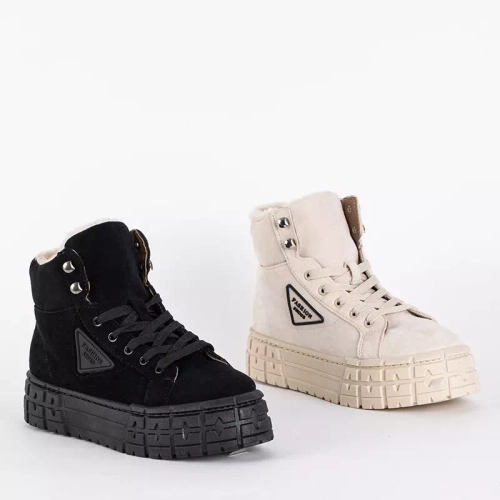 OUTLET Бежеві жіночі чоботи на шнурівці на платформі Tessi - Взуття