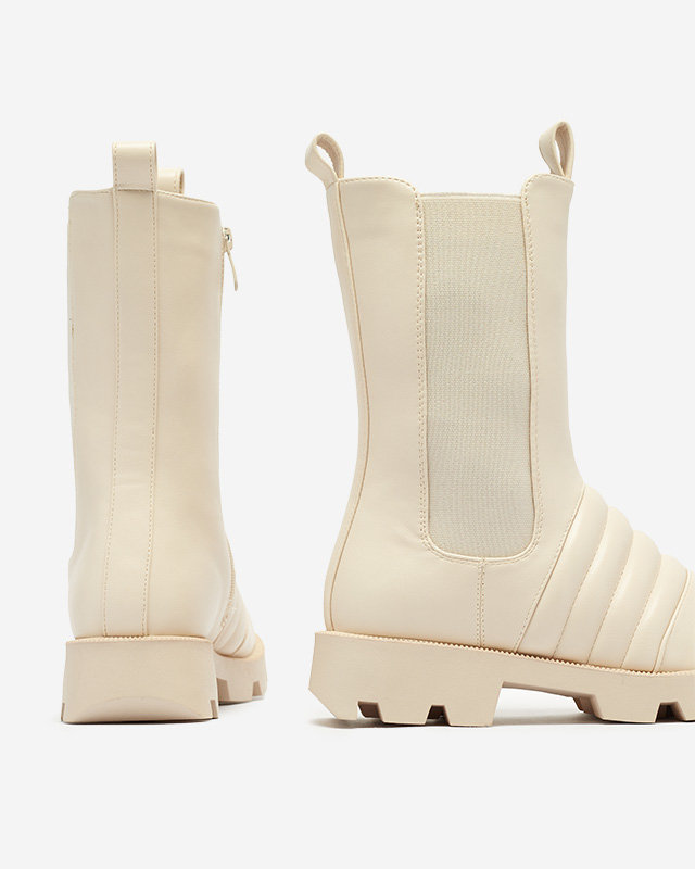 Béžové dámské kozačky na silnější podrážce s reliéfem Ferita- Obuv