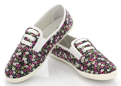 Różowe tenisówki typu slip on - Obuwie