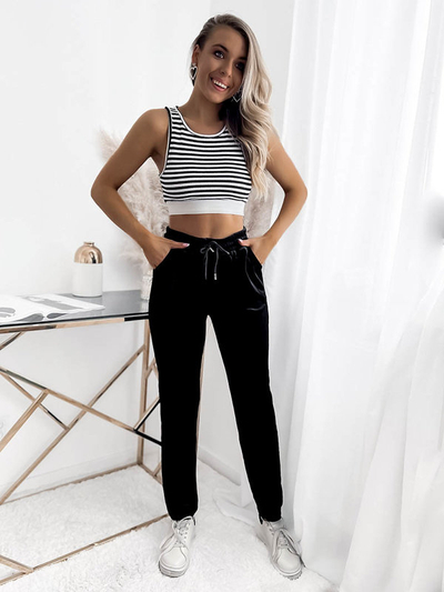 Dámské velurové tepláky v černé barvě PLUS SIZE- Oblečení