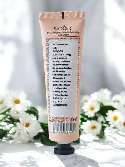 Крем для рук Sadoer з квітами сакури 30 г