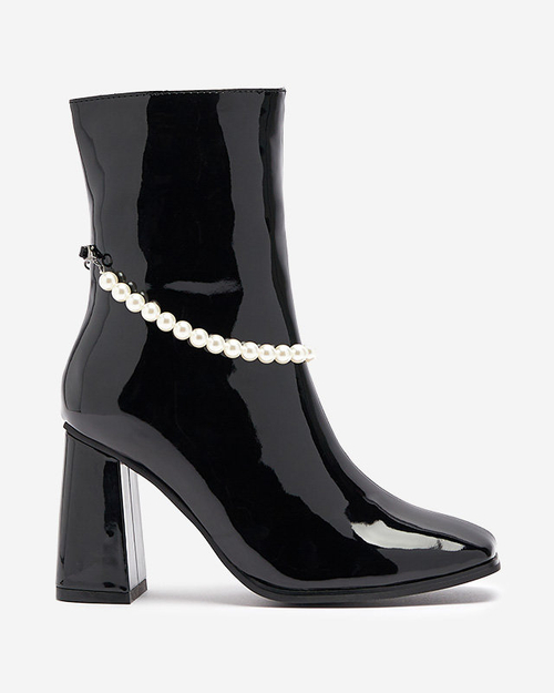 Чорні лаковані жіночі високі чоботи на шпильці Rassla- Взуття