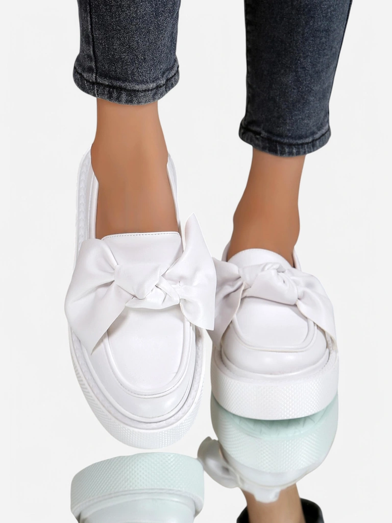 Royalfashion Elegantní dámské mokasíny s mašlí Ortto