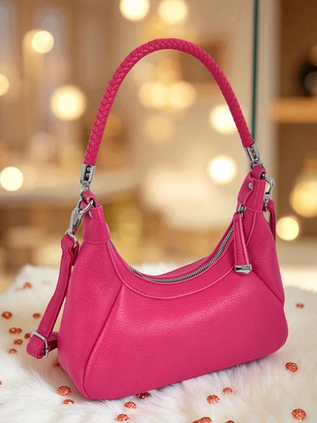 Royalfashion Malá dámská kabelka z eko kůže s ozdobným pásečkem Lacquea