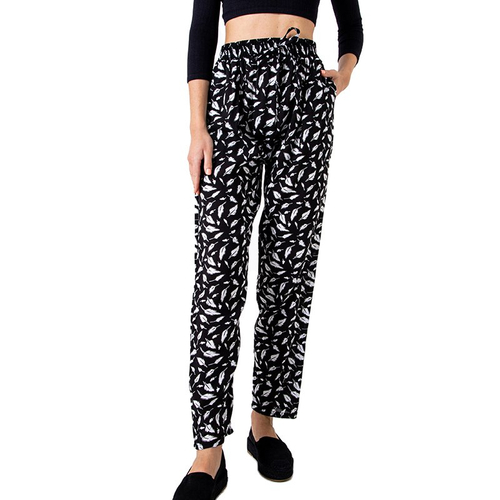 Чорні жіночі штани з принтом