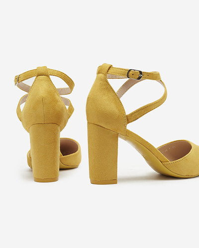 OUTLET Гірчичні жіночі туфлі-човники на стійці Amagy- Footwear