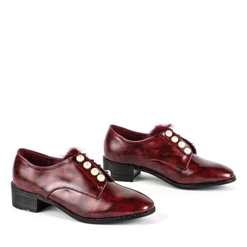 OUTLET Бордові низькі туфлі з перлами Nessi - Взуття