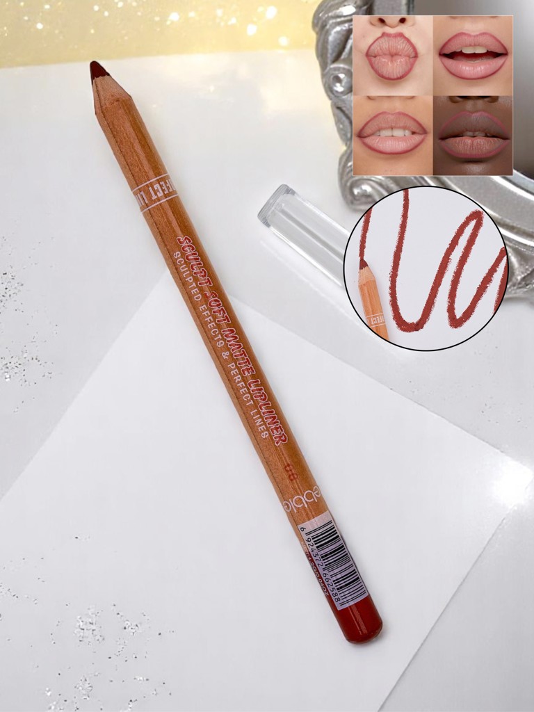 Rtěnka v odstínu Spiked with Rum