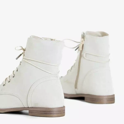 OUTLET Béžové dámské kozačky s ozdobami Matildat - Obuv