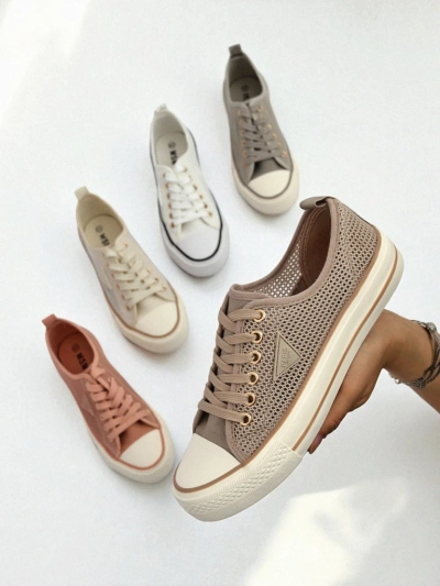 Royalfashion Dámské perforované sneakers Rebbse