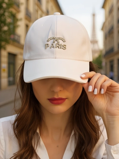 Royalfashion Бейсболка з камінням Paris Glam