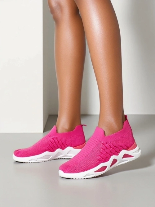 Royalfashion Жіночі снікери без шнурівки з стразами Elavises