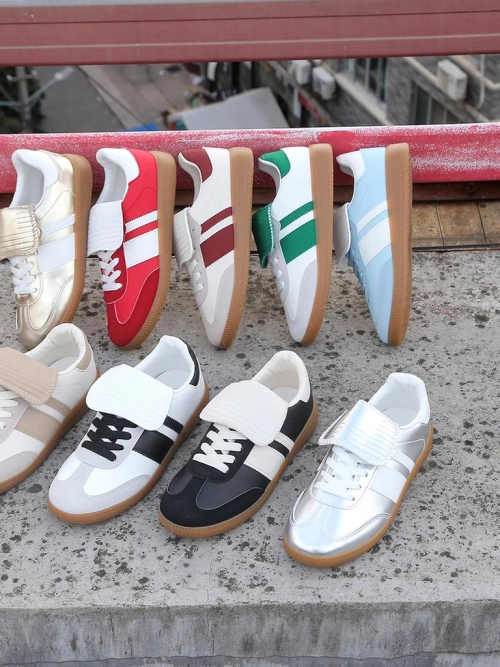 Royalfashion Жіночі спортивні кросівки Ensire