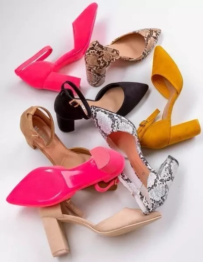 OUTLET Béžové lodičky na vyšším sloupku Edinburgh - Obuv