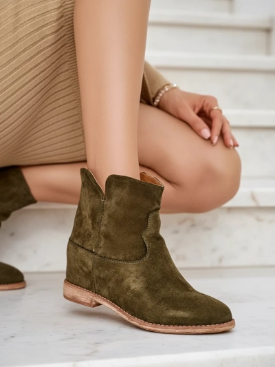 Невимовно жіночі взуття Роялфешн у стилі ковбойські чоботи на прихований клин Блюстон