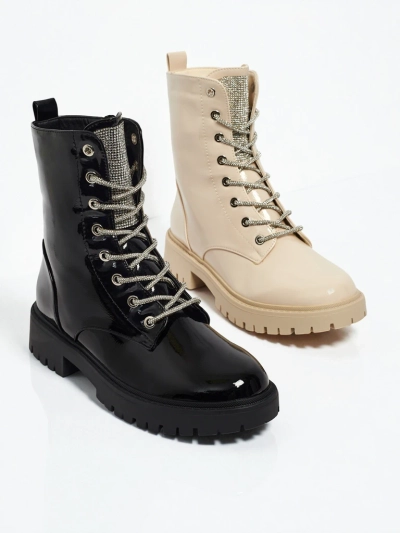 Lakované šněrovací dámské boty na platformě Fjorra