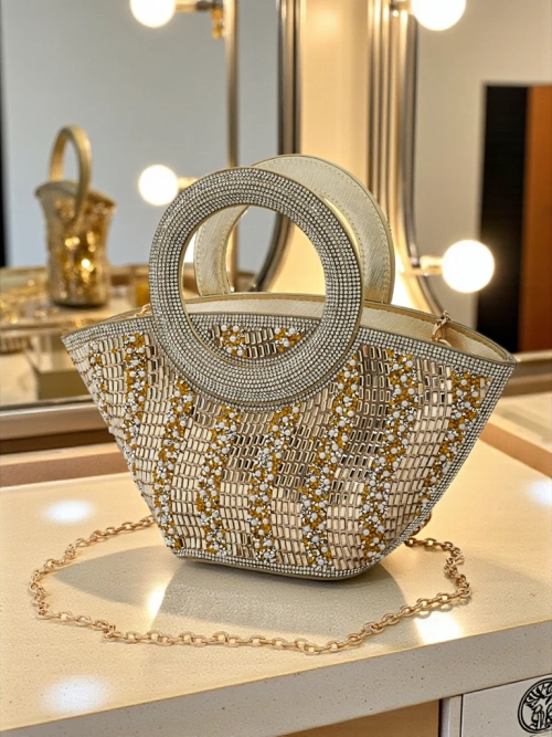 Маленька жіноча сумочка з цирконами Sparkle Queen